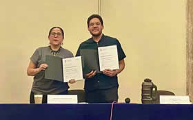 presenta libro cuentos celaya