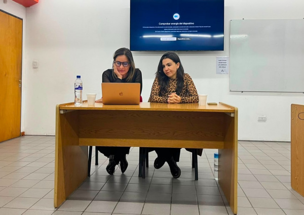 Docente de la ENMS Irapuato presenta ponencia internacional