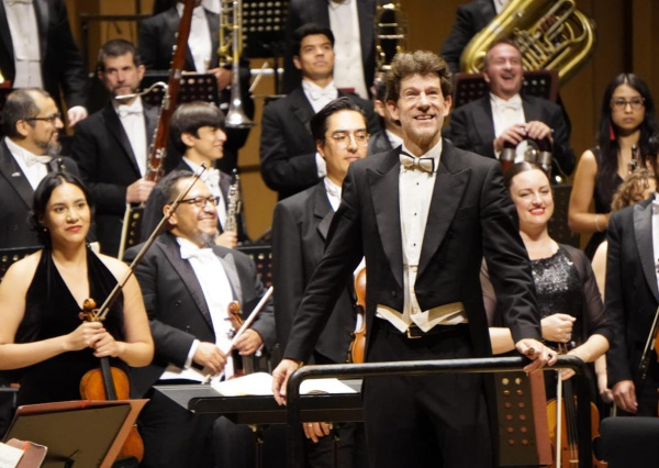 Concluye con ímpetu temporada de la OSUG en honor a “Dos titanes”