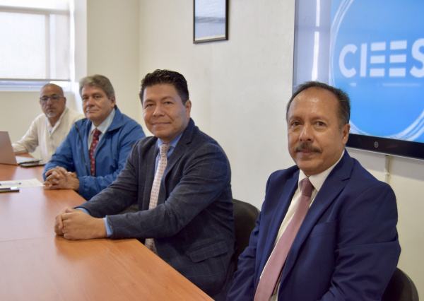 Veterinaria UG se enfoca en mejorar su calidad con apoyo de los CIEES