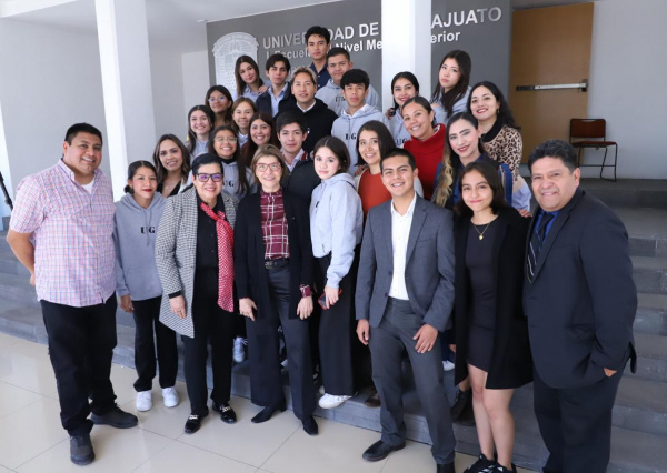 Con actividades deportivas y culturales, celebran el LXVII Aniversario de la ENMS Salamanca 