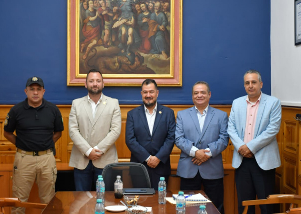 Universidad de Guanajuato y Gobierno Municipal fortalecen coordinación en materia de seguridad