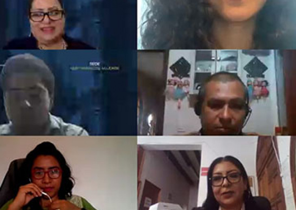 Egresa generación de estudiantes de inglés en Unidad de Extensión de la UG en San Miguel de Allende 