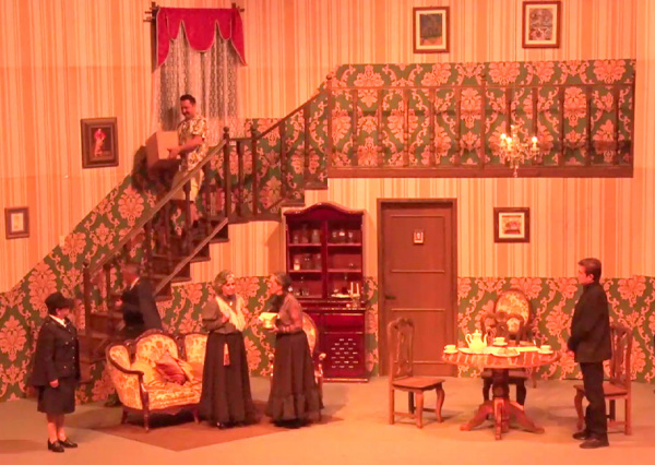 Universiada Cervantina presente en el Teatro Juárez con Arsénico y Encaje