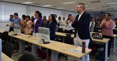 Se preparan para el mundo laboral y la vida colegiada en el Seminario de Gestión y Administración en Enfermería 