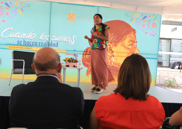 Desde Univerciudad UG Silao, Eufrosina Cruz compartió los sueños y logros de “la Niña de la Montaña” 