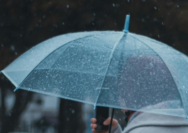Observatorio UG pronostica más lluvias, vientos intensos y descenso de temperatura