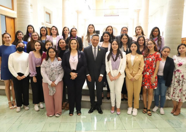 Comienzan actividades de la agenda 8M en la Universidad de Guanajuato 