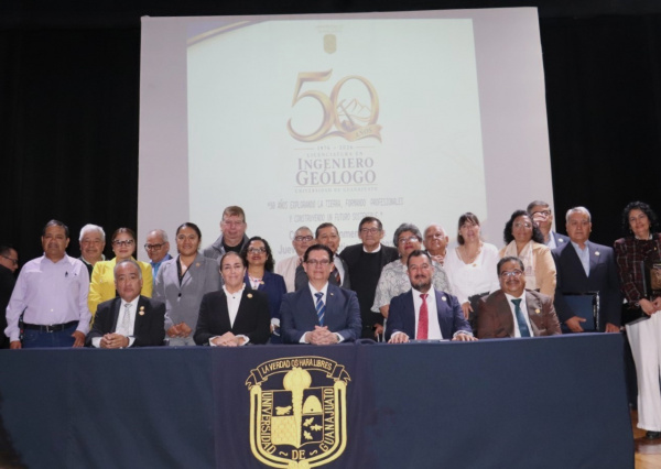 Celebra UG 50 aniversario de la Licenciatura en Ingeniero Geólogo