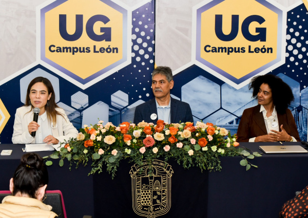 Comunidad estudiantil inaugura el 10° Coloquio de Trabajo Social “La multidisciplinariedad del Trabajo Social”  