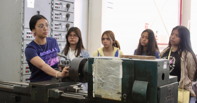 DICIS impulsa vocaciones científicas en la 14ª edición de Women in Engineering