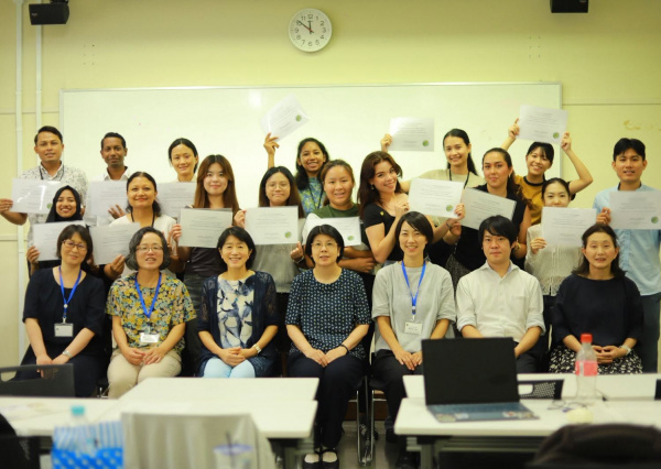 Estudiantes de Enfermería y Obstetricia de la UG destacan en la Universidad de Hiroshima