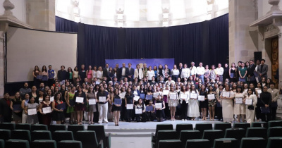 Egresan 186 profesionales de las Ciencias Sociales y las Humanidades en la UG