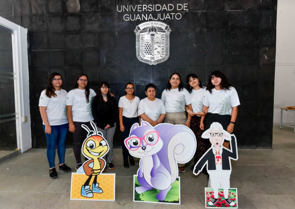 Estudiantes de Cultura y Arte de la UG invitan a niñas y niños a indagar sobre el patrimonio cultural