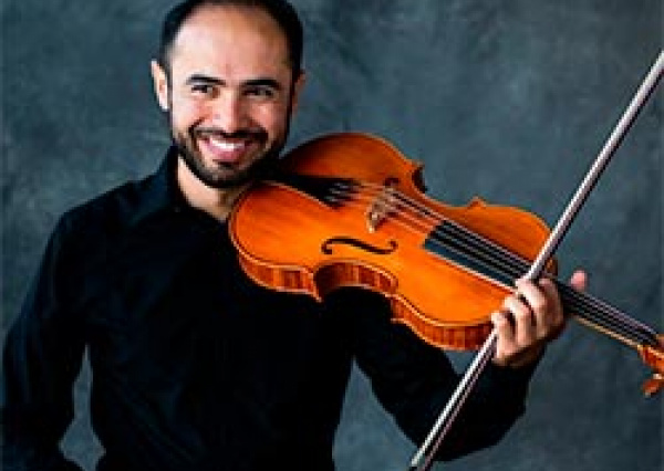 Estudiantes del Doctorado en Artes UG participan en revista científica internacional 