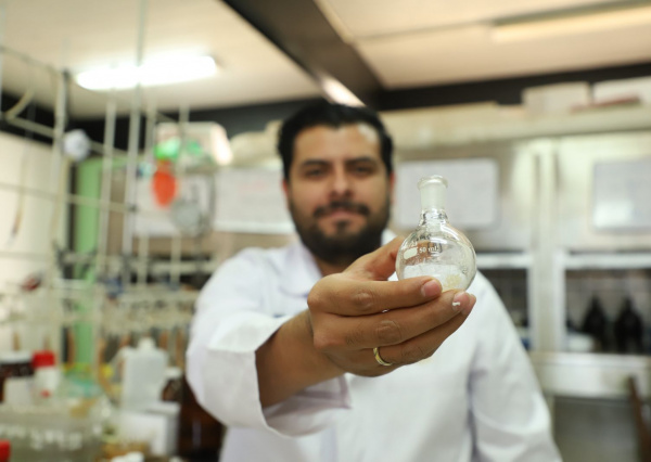 Luis Alberto Segura Quezada, investigación con aporte a la salud pública mediante síntesis de compuestos naturales