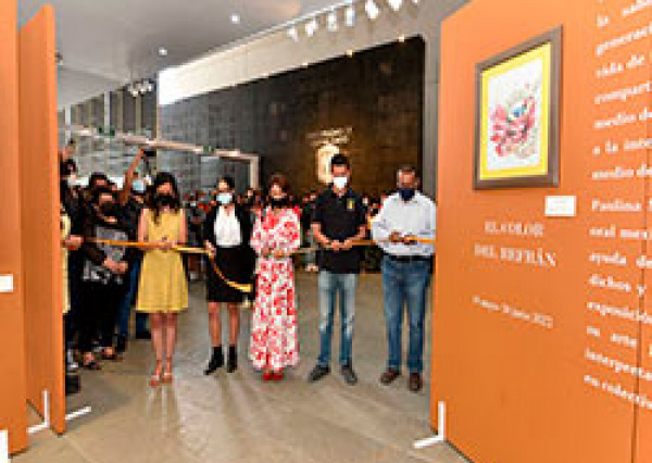 Estudiantes UG dan vida a la exposición “El color del refrán” 