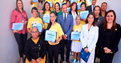 Egresa la primera generación del Taller de Cuidadores de Adultos Mayores en UG Silao 