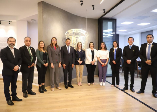 Inicia el proceso de sucesión para la Rectoría General de la UG