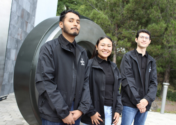 Estudiantes UG obtienen el 1º lugar en el Ford Lean Challenge por resolver problemas reales en la industria