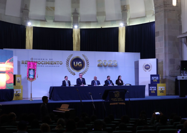 El Colegio del Nivel Medio Superior reconoce a sus estudiantes con mejor desempeño académico 2023 