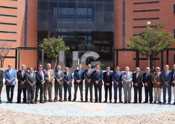 Tercera generación de la Licenciatura en Relaciones Industriales conmemora su 50 aniversario 