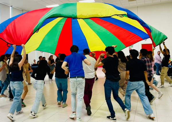 Embajadoras y Embajadores UG: protagonistas en la cultura de evaluación docente