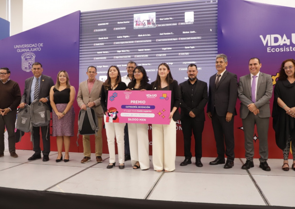 Premia UG creatividad e innovación de su comunidad estudiantil