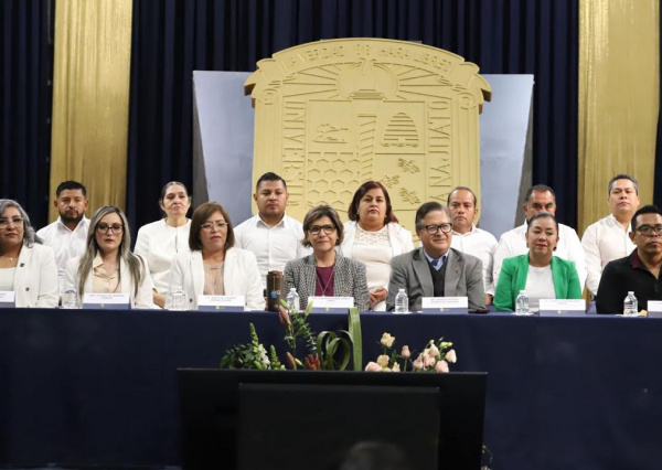 Rinde protesta Comité Ejecutivo de la ASTAUG para el periodo 2024-2027 