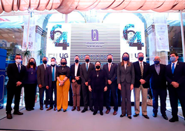 Resurge en modalidad presencial la fiesta literaria de la UG