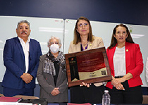 Recibe acreditación internacional el programa de Enfermería y Obstetricia del Campus Celaya-Salvatierra