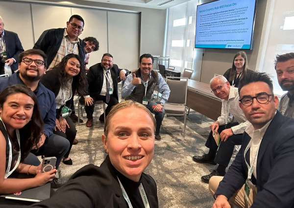 Profesora UG colabora en encuentros internacionales de agricultura y extensión rural en EE. UU. 