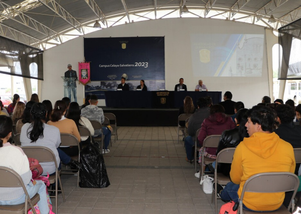 El Primer Foro de Egreso, Empleo y Emprendimiento afianza la vinculación entre la UG y sectores sociales