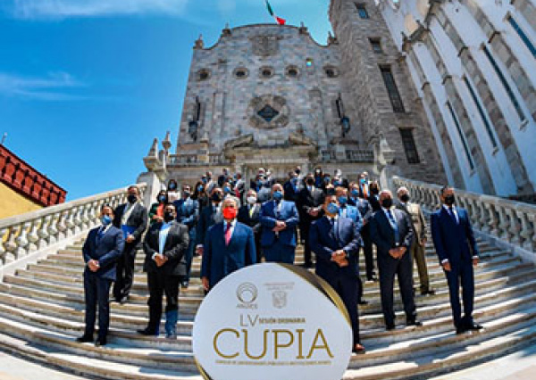 UG abre sus puertas y recibe a integrantes del Consejo de Universidades Públicas e Instituciones Afines 