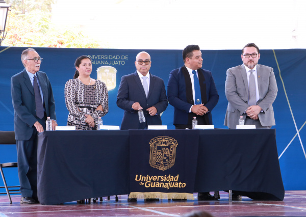 Conmemora ENMS de San Luis de la Paz UG 50 años de historia  