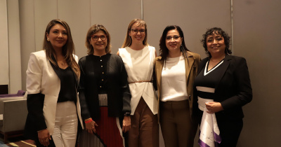 Esta es una llamada a la vinculación: Rectora General de la UG participa en panel sobre tecnología, educación y empleo