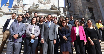 Personal de Comunicación de la UG culmina taller sobre ética periodística  