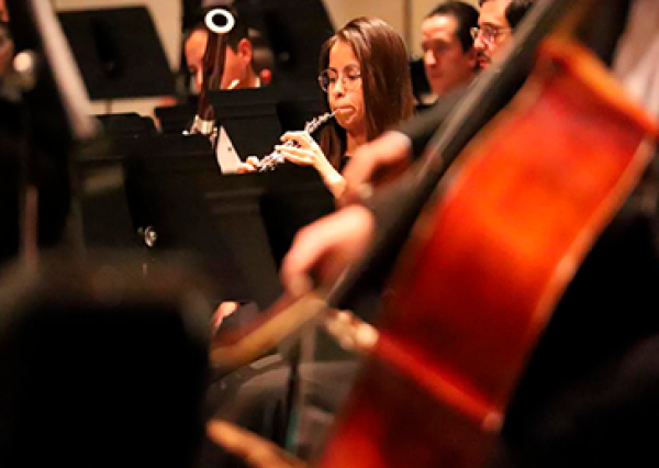 Debuta Orquesta Sinfónica de la Colmena Universitaria con memorable concierto 