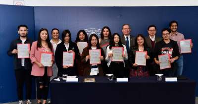 Se realiza en la UG premiación del Concurso “Mundos Posibles” 