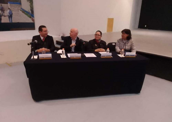 Mtro. Osorio Puente concreta generosa donación para la comunidad universitaria de la UG 