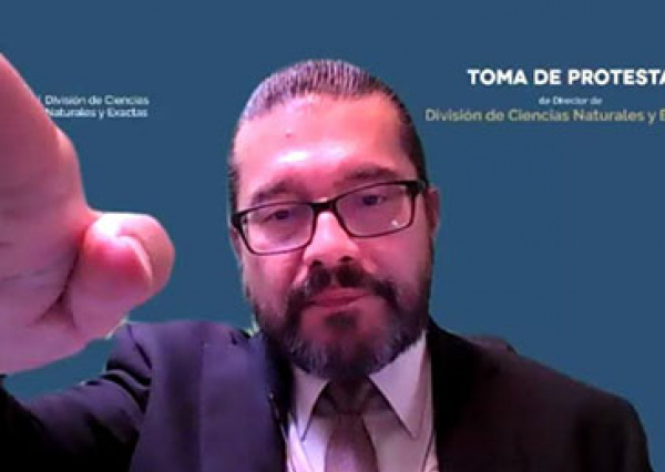 Toma protesta el Dr. Agustín Uribe como Director de la División de Ciencias Naturales y Exactas de la UG 