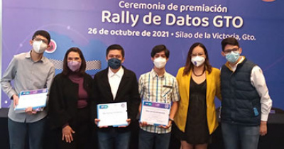 Estudiantes UG primeros lugares en primer Rally de Datos Abiertos GTO 