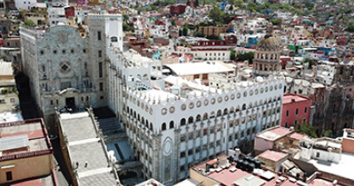 Otorgan acreditación de calidad a la Licenciatura en Administración Pública