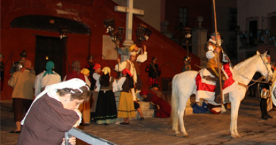 FIC invita a estudiantes de la UG a realizar imagen del festival 