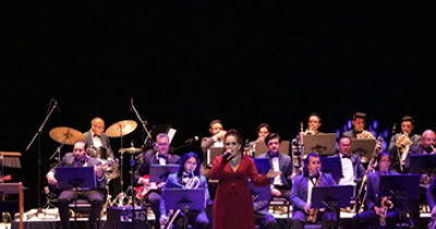 La Big Band del DEMAE deleita a su comunidad con un concierto en el Teatro Principal 