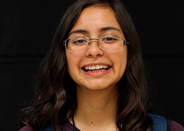 Alumna UG gana medalla de bronce en la Olimpiada Europea Femenil de Matemáticas