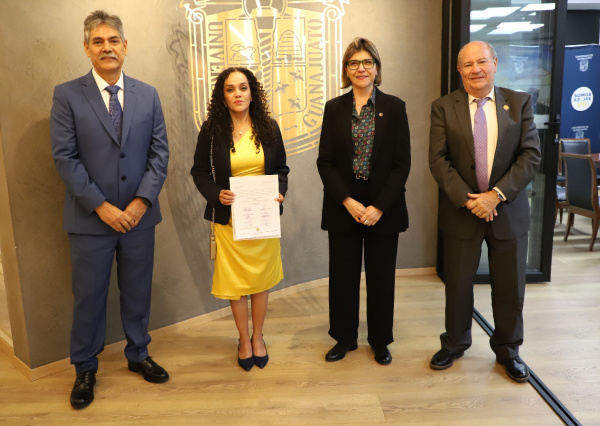 Designan a la Dra. Luz Elvia Vera Becerra Directora de la División de Ciencias de la Salud de la UG  