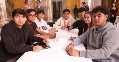 Grupo organizado Bee Blue de la DCNE invita reflexionar sobre la crisis hídrica 