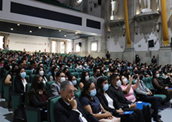 Egresa generación 2022 de Licenciatura en Derecho y Maestrías de la DDPG