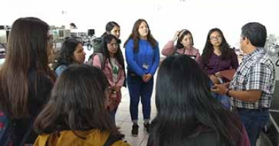 UG atrae vocación femenina a las ingenierías